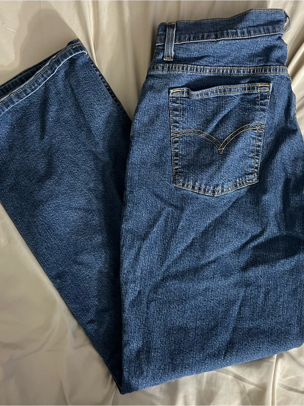 Levi's Women’s Indigo Straight-Leg Jeans